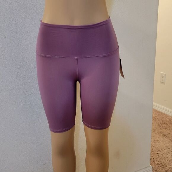 BRAND NEW DYSTY LAVENDER SHORT  LEGGING - Picture 3 of 16